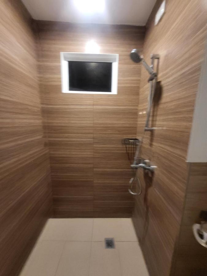 Spacious Minimalist Studio At Matina Enclaves Davao Екстер'єр фото